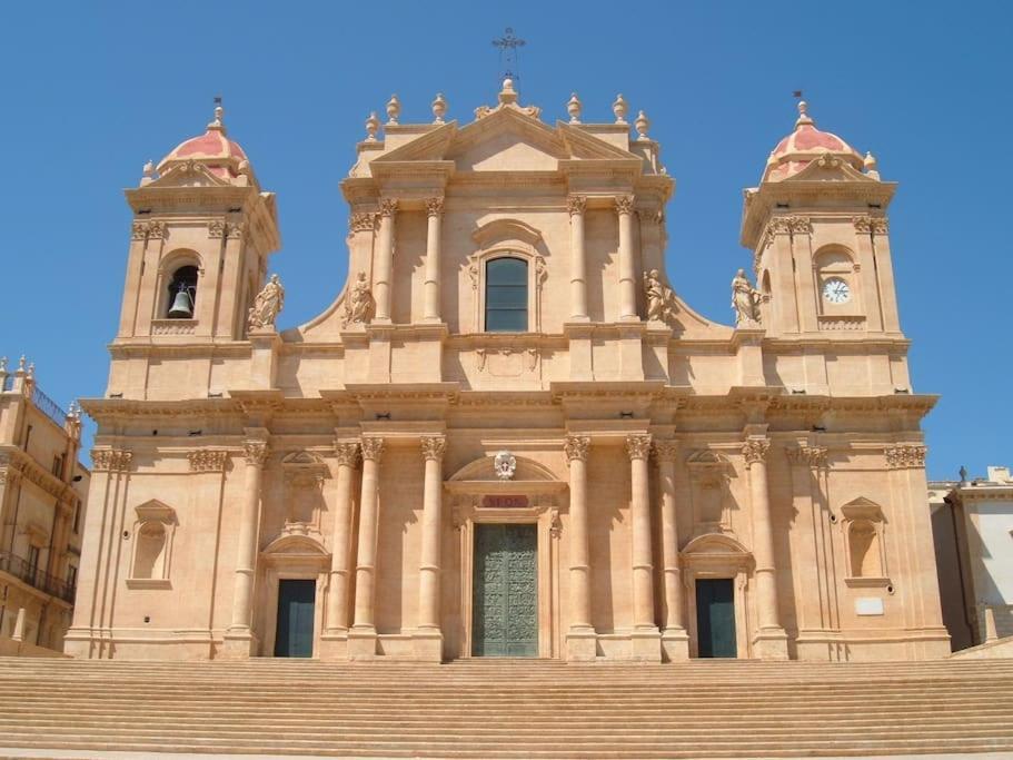 Villa Calma Noto Exterior foto